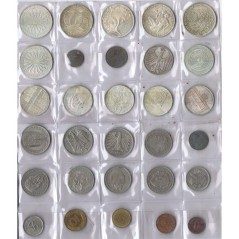 Lote 60 monedas de Alemania varios años. Plata y niquel.