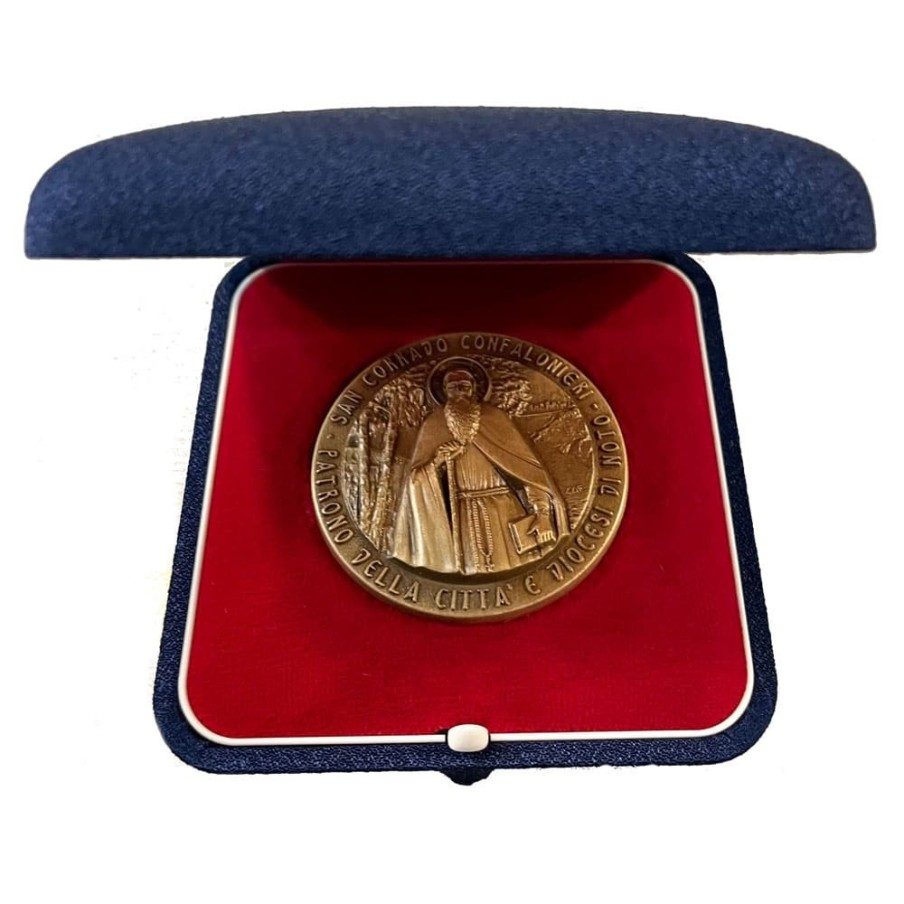 Medalla de bronce VII Centenario nacimiento San Conrado 1990.