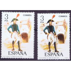 2279 Uniformes militares 1975. Error de color.  - 1