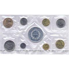 Estuche monedas Francia 1974. Flor de Cuño.